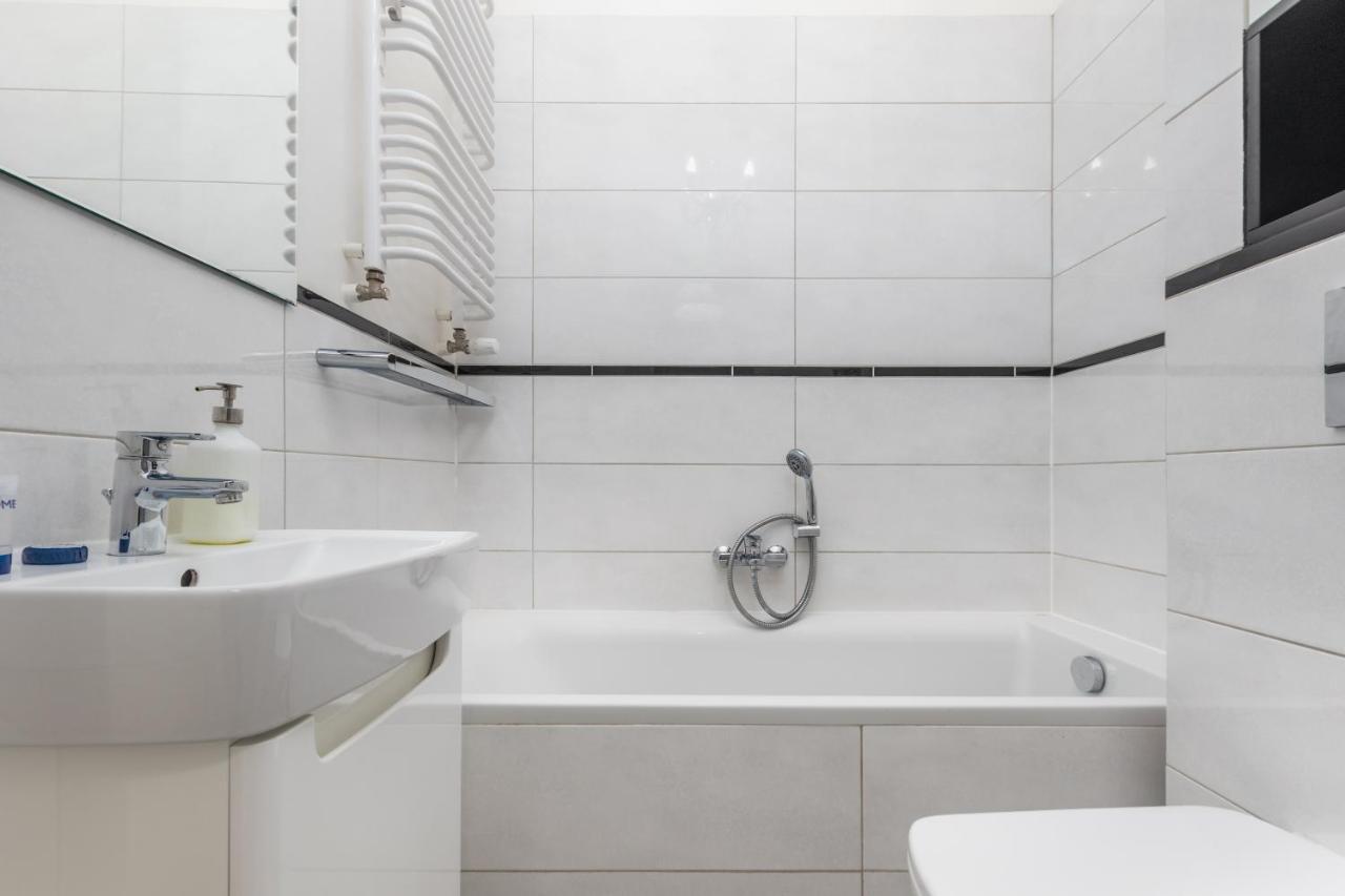 Apartments Old Town 2 Warsaw By Renters Extérieur photo
